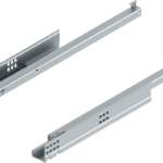 Blum 550H4500B TANDEM BLUMOTION Részkihúzású, Teherbírás 30kg, Névleges hossz 450mm, Bal-Jobb, Horganyzott