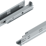 Blum 560H3000B TANDEM plus BLUMOTION Teljeskihúzású, Teherbírás 30kg, Névleges hossz 300mm, Bal-Jobb, Horganyzott
